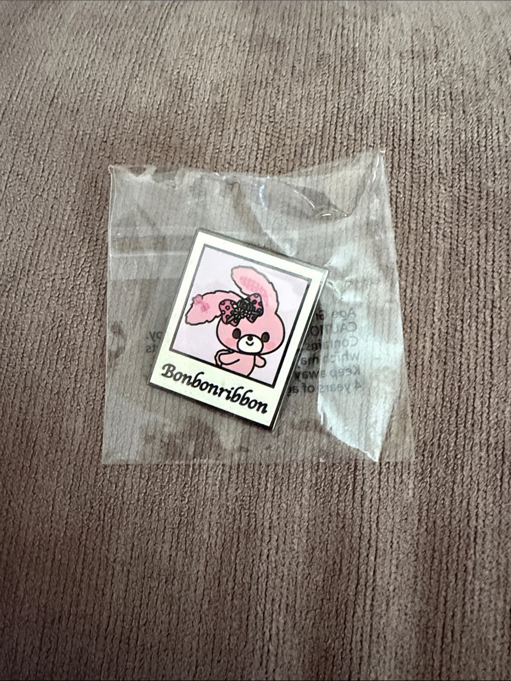 Sanrio Bonbonribbon Friend of the Month Pin — March 2018 — NIP